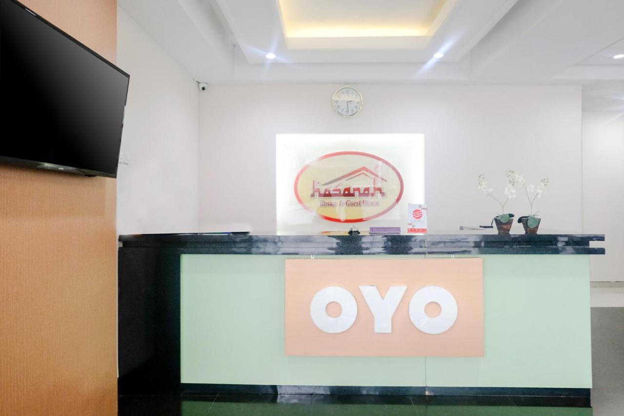 Oyo 696 Hasanah Guest House Syariah De Saphire Malang Exterior foto